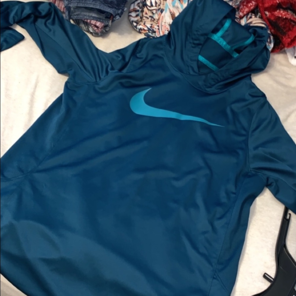 Long sleeve blue nike tee